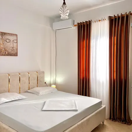 Villa Dy Bukurite *