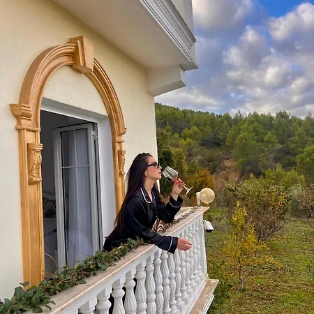 Dy Bukurite * Durrës