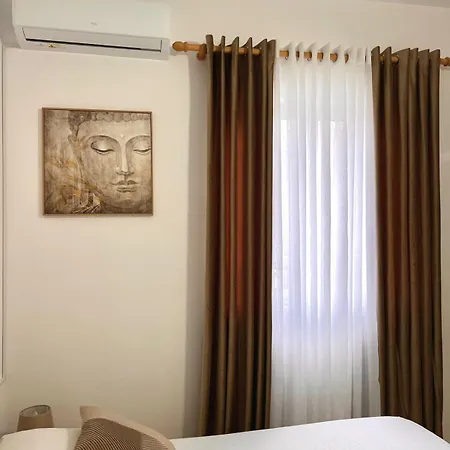 Dy Bukurite Villa