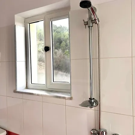 Dy Bukurite Villa Draci